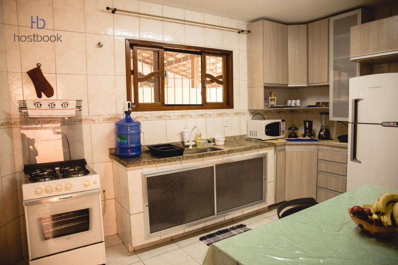 Casa A 400 M Da Praia Do Centro - Wifi 200Mb - Garagem - Tv 500 Canais - 2 Quartos - Cozinha Equipada - Churrasqueira Villa Рио дас Острас Екстериор снимка